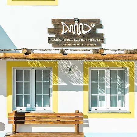 Almograve Beach Hostel-3